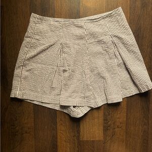 America Apparel Seasucker high-waisted shorts